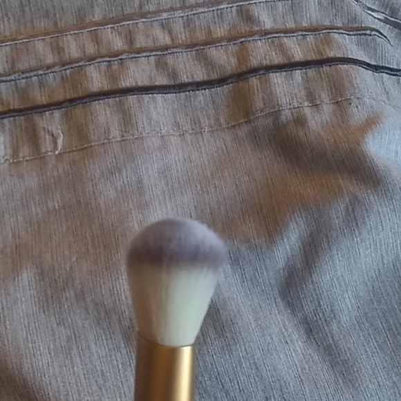 Makeup brushes - Picture 3 of 3